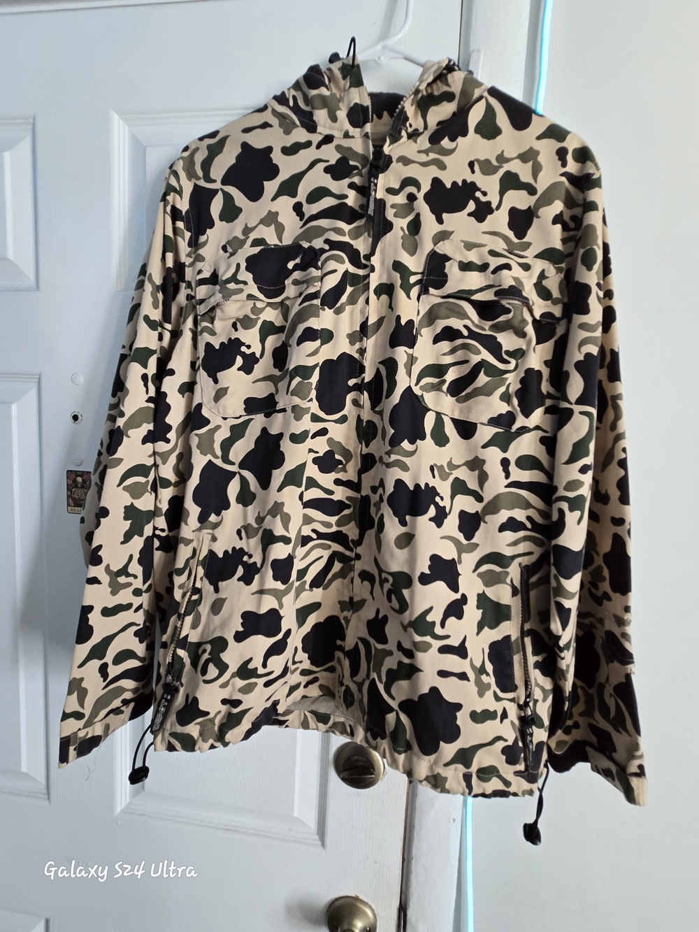 Beige & Green Camo Hooded Zip Jacket By Depo Size M